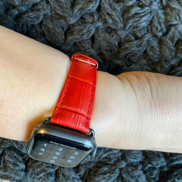 Longvadon Caiman Series Crimson Red (medium) with Black Details Apple Watch Band - Picture 5 of 10